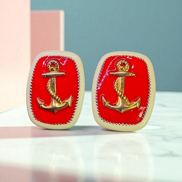 Vintage enamel earrings gold and tan color boat anchor detail - Picture 10 of 10